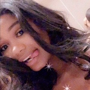 Meet your Posher, Devin